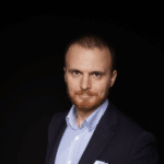 Об авторе